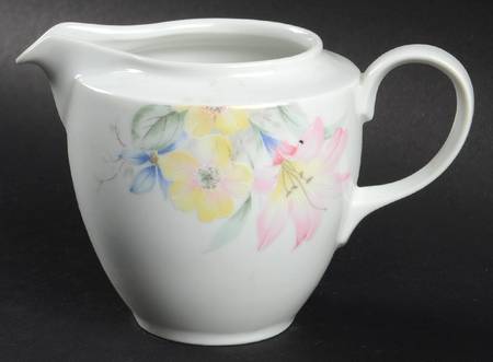 Meadow Vista Creamer