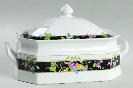 Orchard Park Octagonal Covered Vegetable