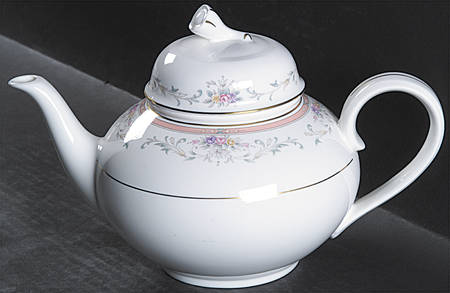 Spring Crest Teapot & Lid
