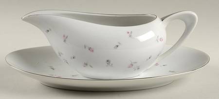 Boutique Gravy Boat & Underplate/Relish