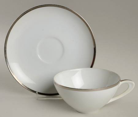 Moderne Flat Cup & Saucer Set