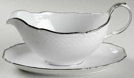 Princess Gravy Boat with Attached Underplate