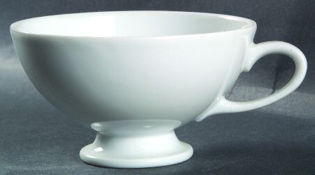 Snow White Footed Cup