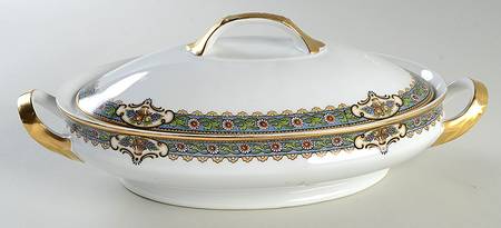 Clayton Oval Covered Vegetable