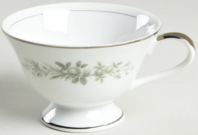 Langley Footed Cup