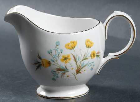 8647 Creamer