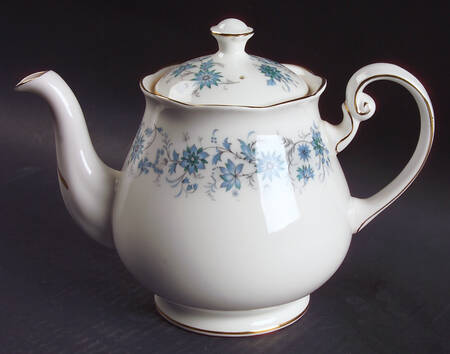 Braganza Teapot & Lid