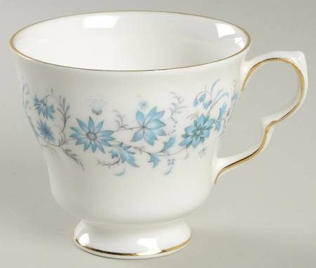 Braganza Footed Cup