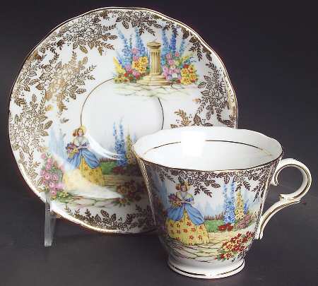 CLC10 Footed Cup & Saucer Set