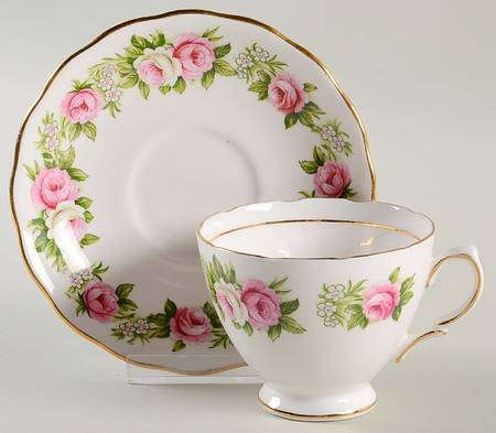 Enchantment Footed Cup & Saucer Set