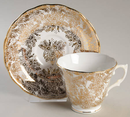 CLC8 Footed Cup & Saucer Set