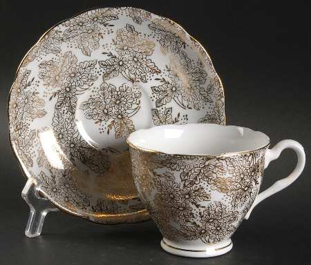 CLC8 Footed Cup & Saucer Set