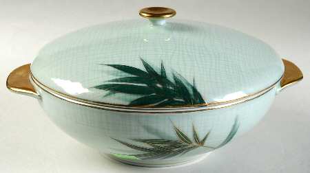 Bamboo (Gold Trim) Round Covered Vegetable