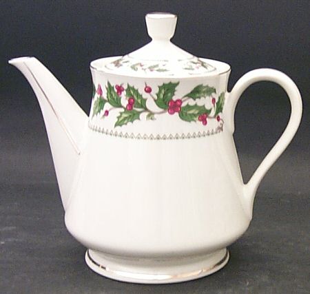 Ivory Holly (China) Teapot & Lid