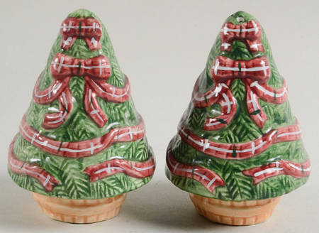 O'Tannenbaum Figural Salt and Pepper