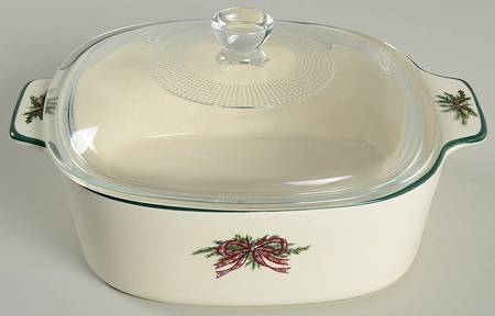 O'Tannenbaum 2 Qt Round Covered Casserole
