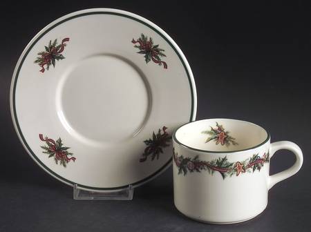 O'Tannenbaum Flat Cup & Saucer Set