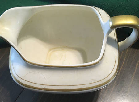 4076 1-2 Creamer