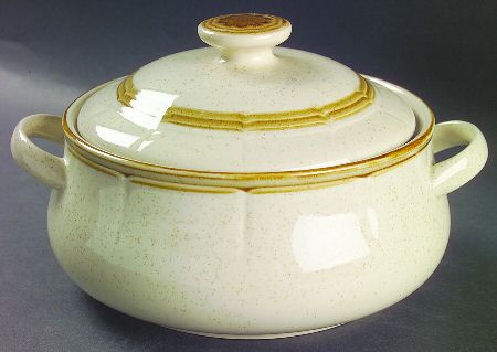 Desert Winds Round Covered Vegetable