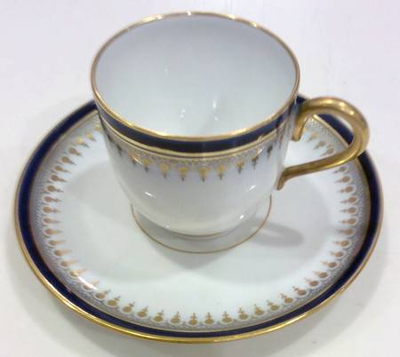 CMT17 Flat Demitasse Cup & Saucer Set