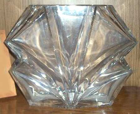 Giftware 11" Flower Vase