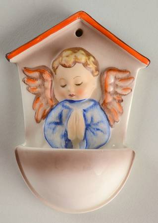 Angel Praying-Holy Water Font by M.I. Hummel