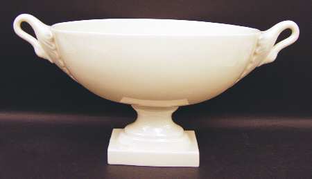 Giftware Oval Centerpiece