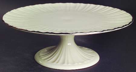 Plaza Collection 10" Diameter Pedestal Cake Stand