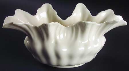 Giftware 5" Scalloped Vase