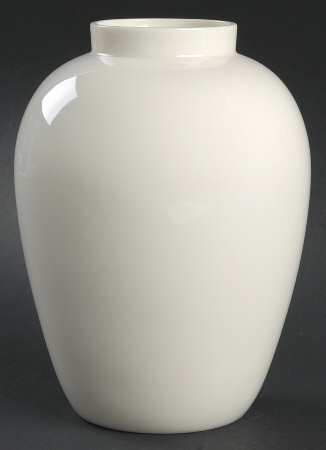Coupe Off White 7" Vase