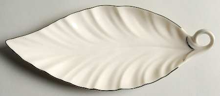 Buffet Servers 10" Leaf Shape Buffet Server