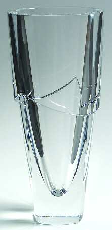 Lancelot 9" Flower Vase