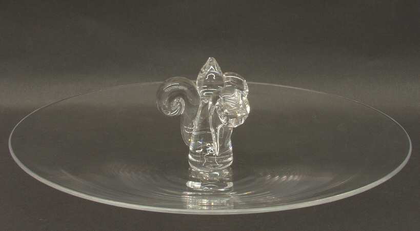8233 Center Handle Tray