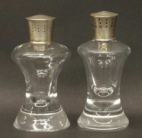 7869 Salt and Pepper Shakers with Metal Lids