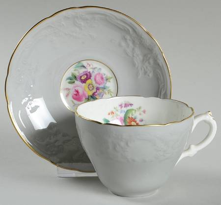 9719 Flat Cup & Saucer Set
