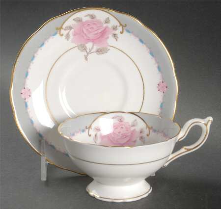Aristocrat Footed Cup & Saucer Set