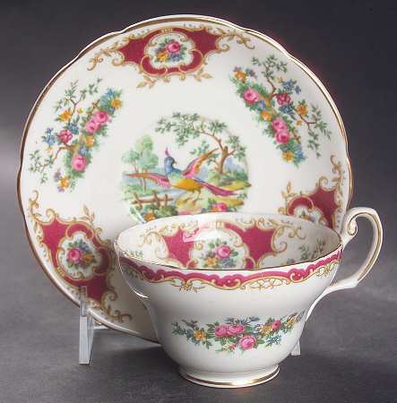 Broadway Marooon (Scalloped) Footed Cup & Saucer Set