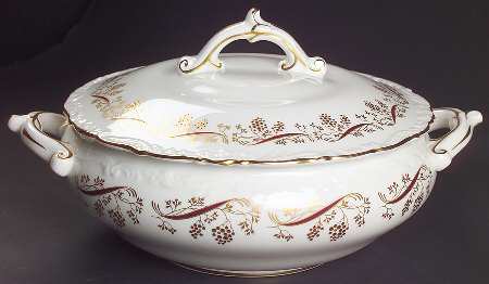 Burgundy Round Covered Vegetable