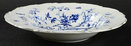 Cairo Blue On White (Raised Edge, Gold) Rim Soup Bowl