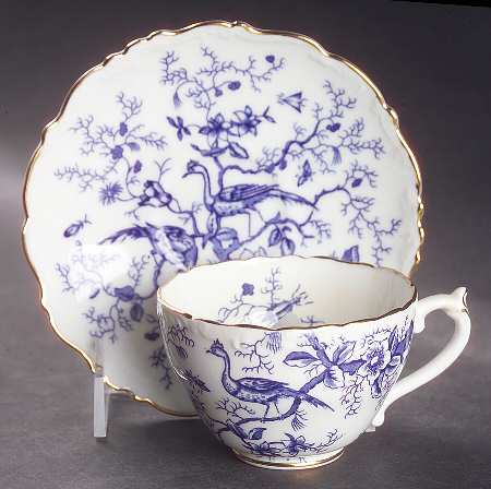 Cairo Blue On White (Raised Edge, Gold) Footed Cup & Saucer Set