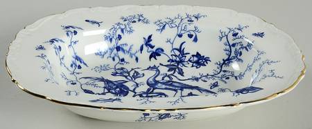 Cairo Blue On White (Raised Edge, Gold) 9" Oval Vegetable Bowl