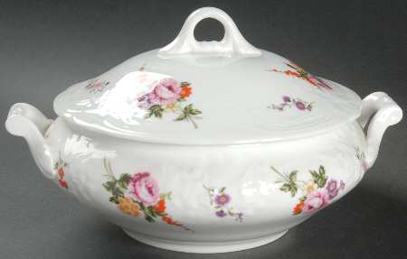Caughley Sprays Round Covered Vegetable by Coalport