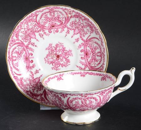 COA1 Footed Cup & Saucer Set
