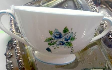 COA6 Footed Cream Soup Bowl