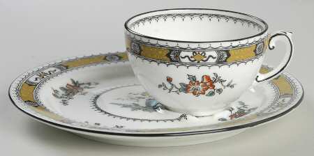 French Noble Dessert Plate & Cup Set