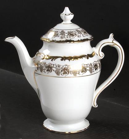 Hazelton White Mini Coffee Pot & Lid