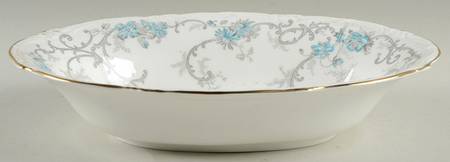 Heirloom 10" Oval Vegetable Bowl