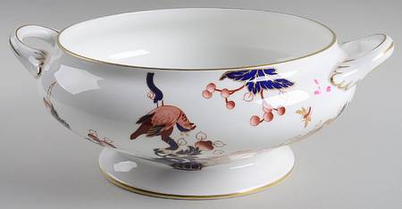 Hong Kong (New Backstamp, Mauve Flowers) Tureen No Lid