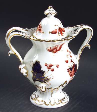 Hong Kong (New Backstamp, Mauve Flowers) Potpourri Jar & Lid