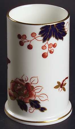 Hong Kong (New Backstamp, Mauve Flowers) Spill Vase